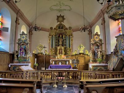 HDR Altar at Hachiville church St Martin