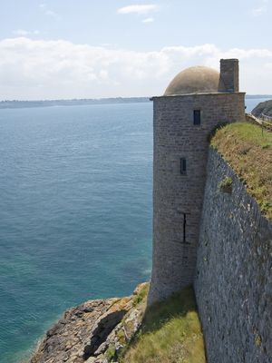 Fort La Latte - Chteau de La Roche Goyon - defensive tower with ammunition depot
