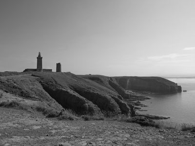 Cap Frhel - lighthouses old and new BW