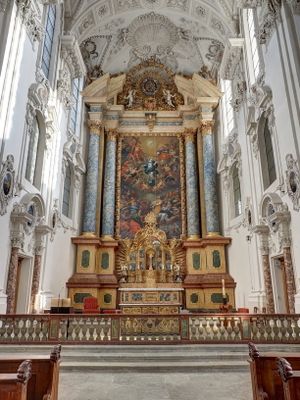 Jesuitenkirche - high altar HDR