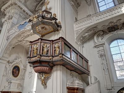 Jesuitenkirche - pulpit HDR
