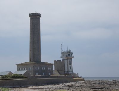 Penmarc'h - old lighthouse and semaphore