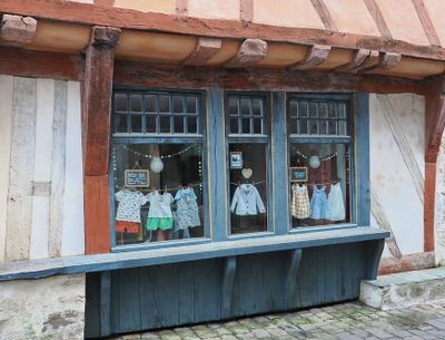 Kids' fashion