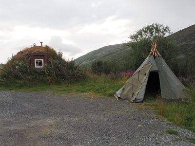 Sami house with itinerant winter tent