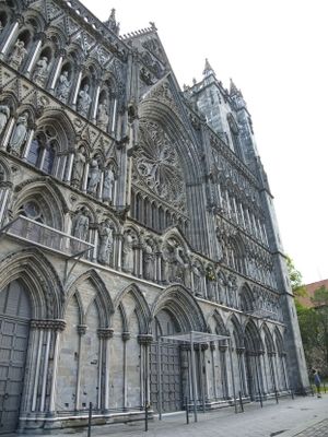 Nidaros Cathedral - west entrance