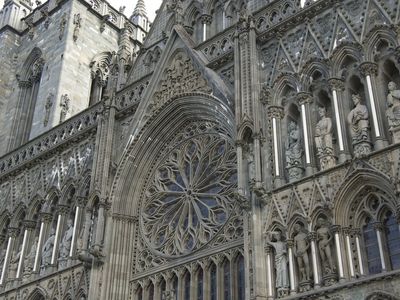 Nidaros Cathedral - west entrance - Rose window