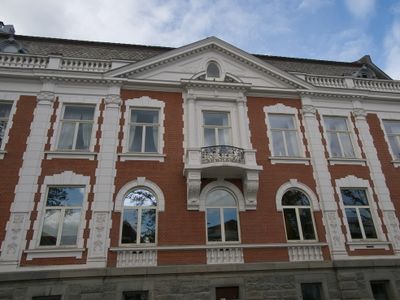 Affluent merchant's house