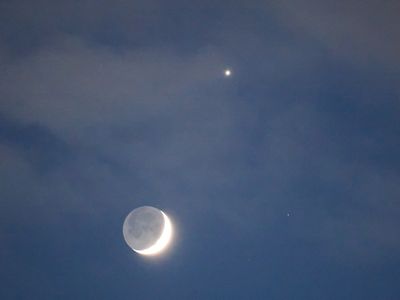 Waxing crescent 16%