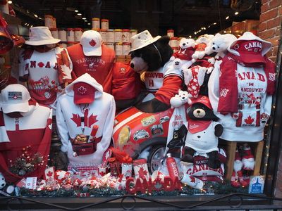 Canada themed souvenirs