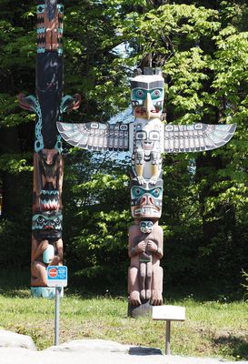 Vancouver Stanley Park - totem poles
