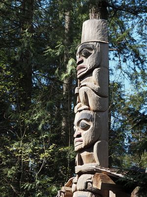 Vancouver - Capilano - totem poles