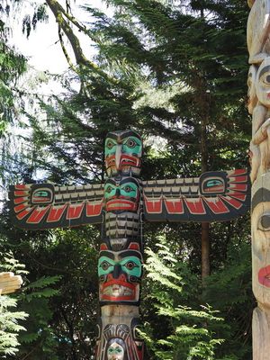 Vancouver - Capilano - totem poles