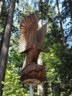 Vancouver - Capilano - carved eagle