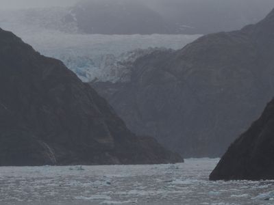 Tracy Arm - looming glacier