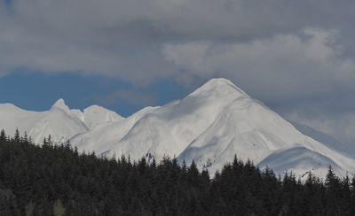 Mountain range east of Haines