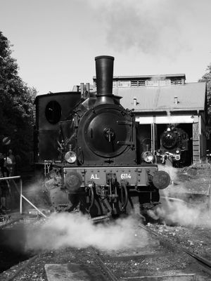 Correctly aligned on the turntable BW