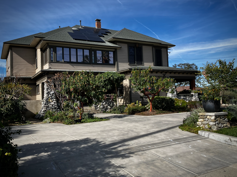 Lassie House