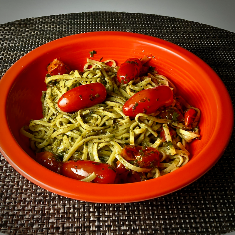 Linguine with Pesto and Tomato
