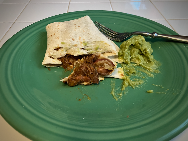 Burrito medio comido