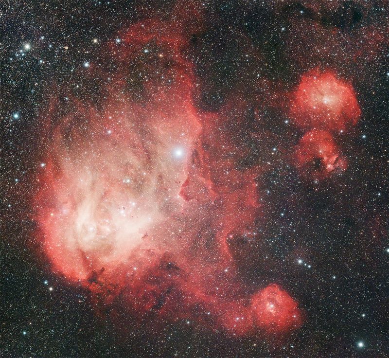 Lambda Centauri Nebula - IC 2944 (Running chicken)