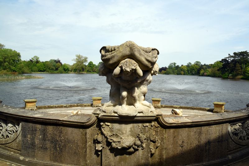 Heaver Castle  Lake