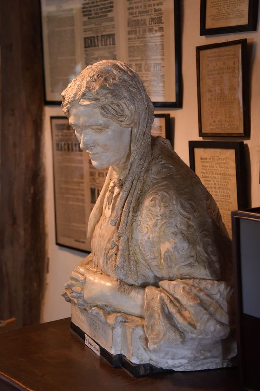 Ellen Terry