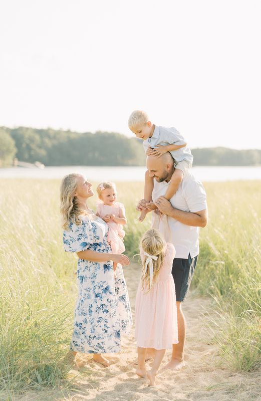 Photographer in Maine, Carrie Pellerin instagram account