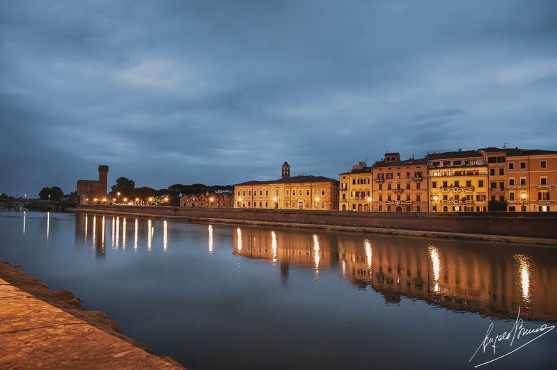 Pisa-.jpg