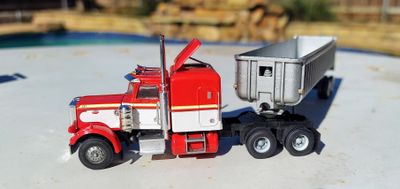 Dump Trailer Front