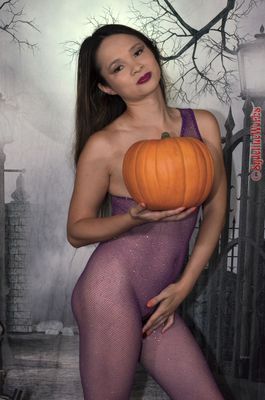 2024_0914Ember halloween   366.  A  .jpg