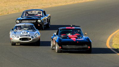 Corvette,Lightweight Jag nd a Shlby GT350 ar Sonoma.