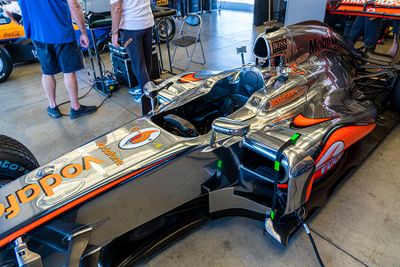 McLaren MP4/13A -02
