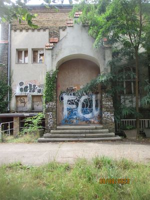DAS DENKMALGESCHÜTZTE RESTAURANT NUR NOCH EINE RUINE IMG_6827.JPG