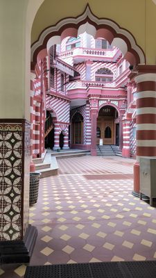 Jami Ul-Alfar Mosque