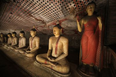 Dambulla cave temple