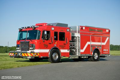 Wilmington Manor, DE - Rescue Engine 28-6
