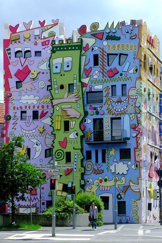 Happy Rizzi House