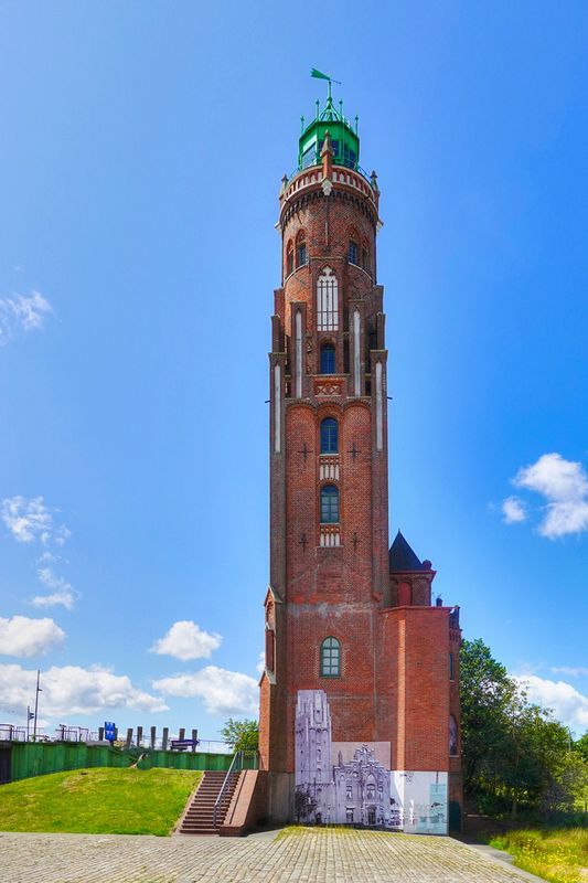 Simon Loschen Lighthouse 