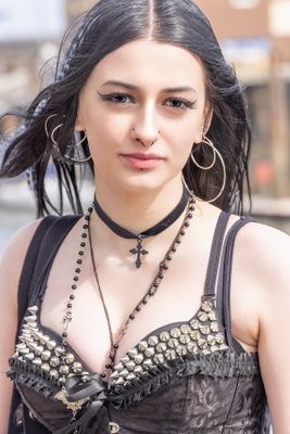055_S_R5_16625.jpg