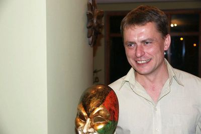 2010