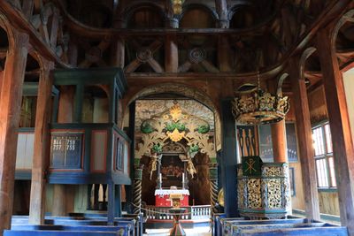 Lom Stave Church