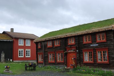 Rros
