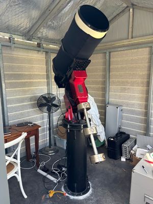 Riccardi Honders 305mm F3.8 Astrograph and PME mount in new observatory