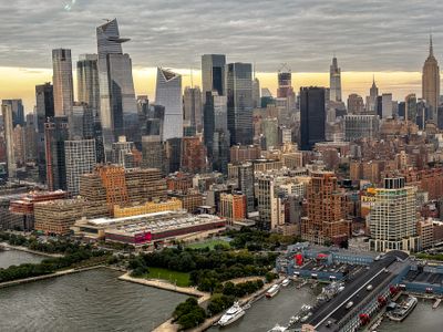 Midtown Manhattan with view of Hudson Yards and the Empire State Building on the far right