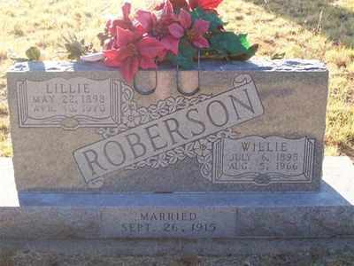 Roberson Willie & Lillie Headstone