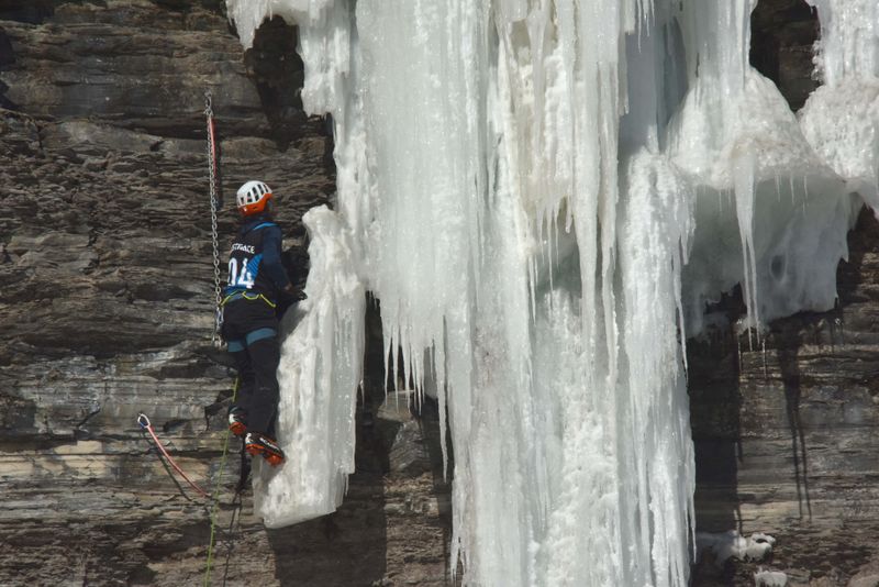 Scènes du festiglace 2025 de Pont-Rouge