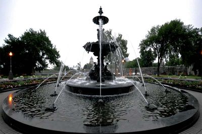 LA FONTAINE DE TOURNY