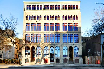 FAÇADES