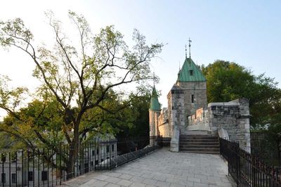 Porte Saint Louis