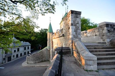 Porte Saint Louis